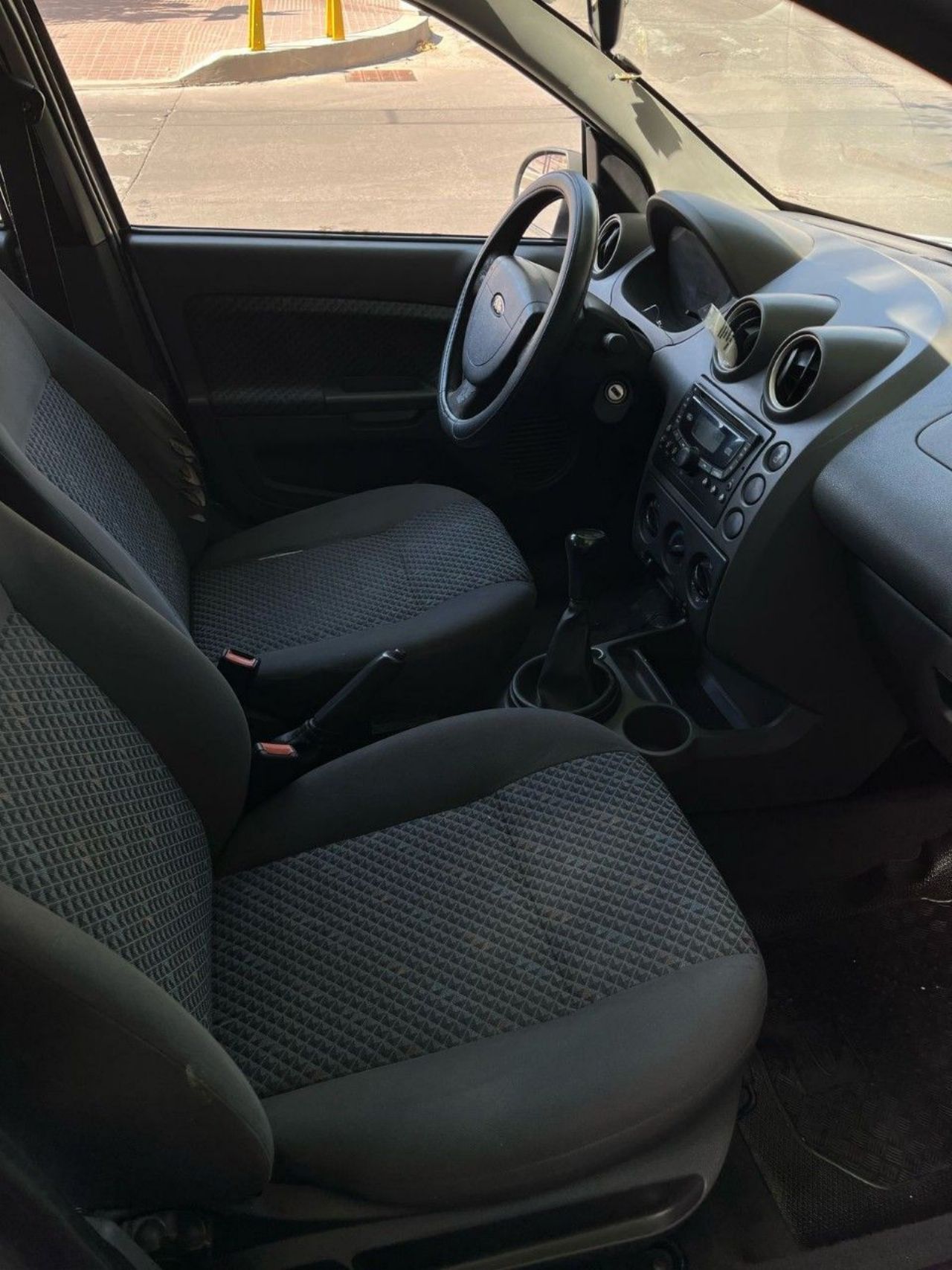 Ford Fiesta Usado en Mendoza, deRuedas