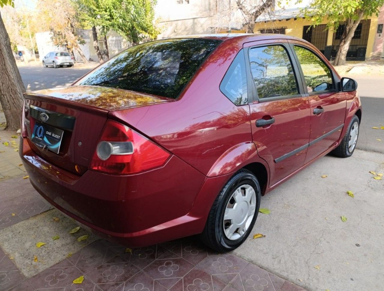 Ford Fiesta Usado Financiado en Mendoza, deRuedas
