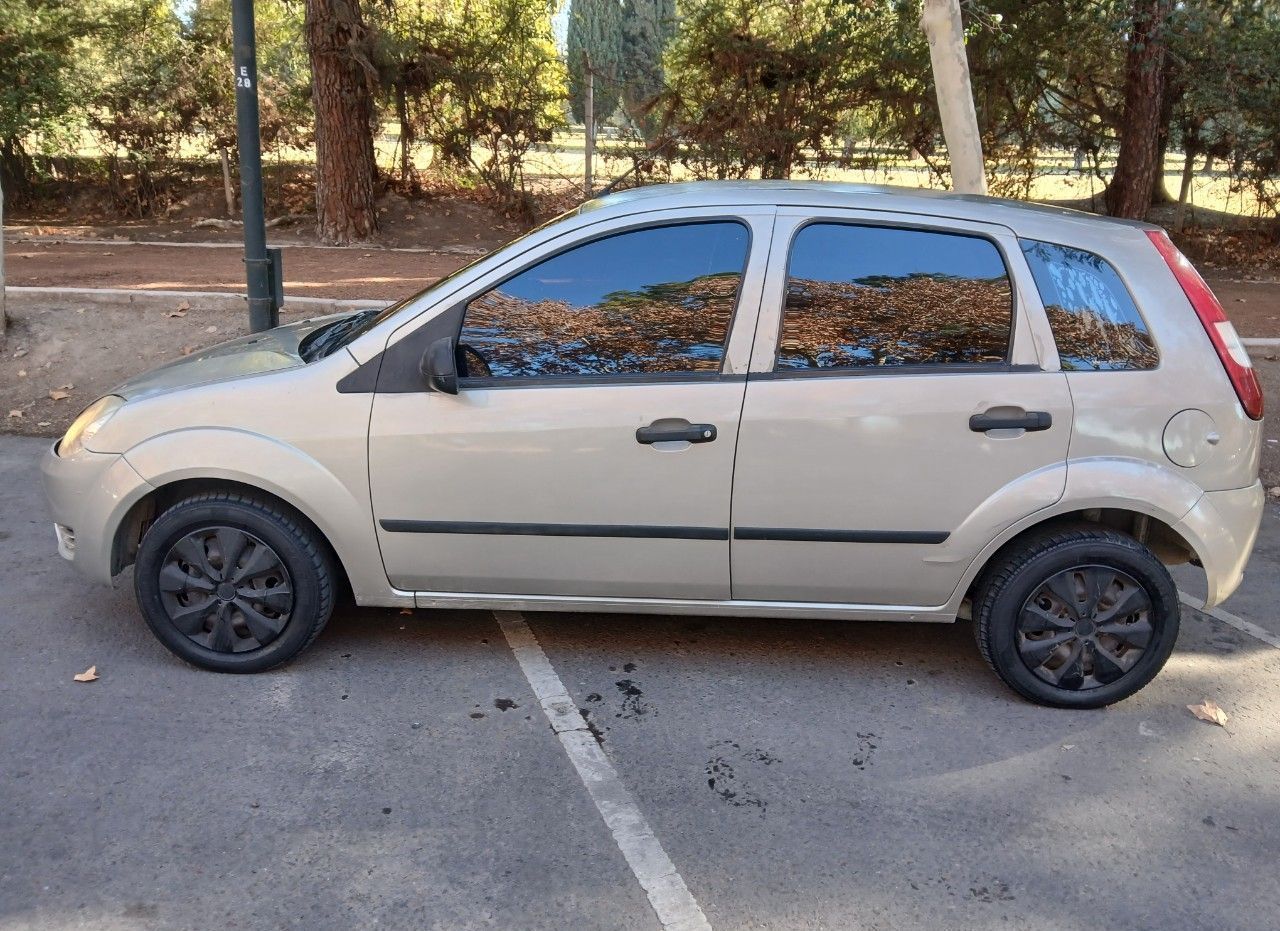 Ford Fiesta Usado en Mendoza, deRuedas