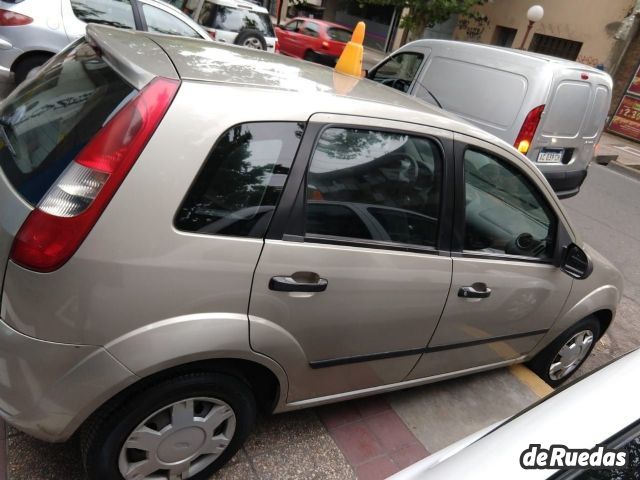 Ford Fiesta Usado en Mendoza, deRuedas