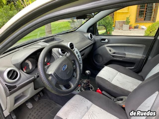 Ford Fiesta Usado en Mendoza, deRuedas