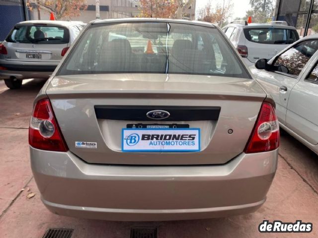 Ford Fiesta Usado en Mendoza, deRuedas