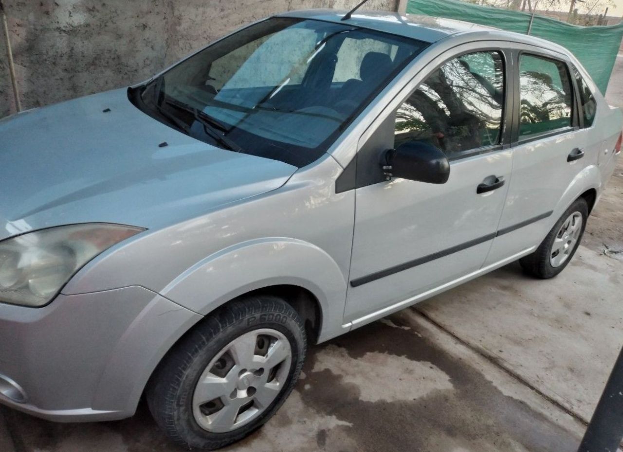 Ford Fiesta Usado en Mendoza, deRuedas