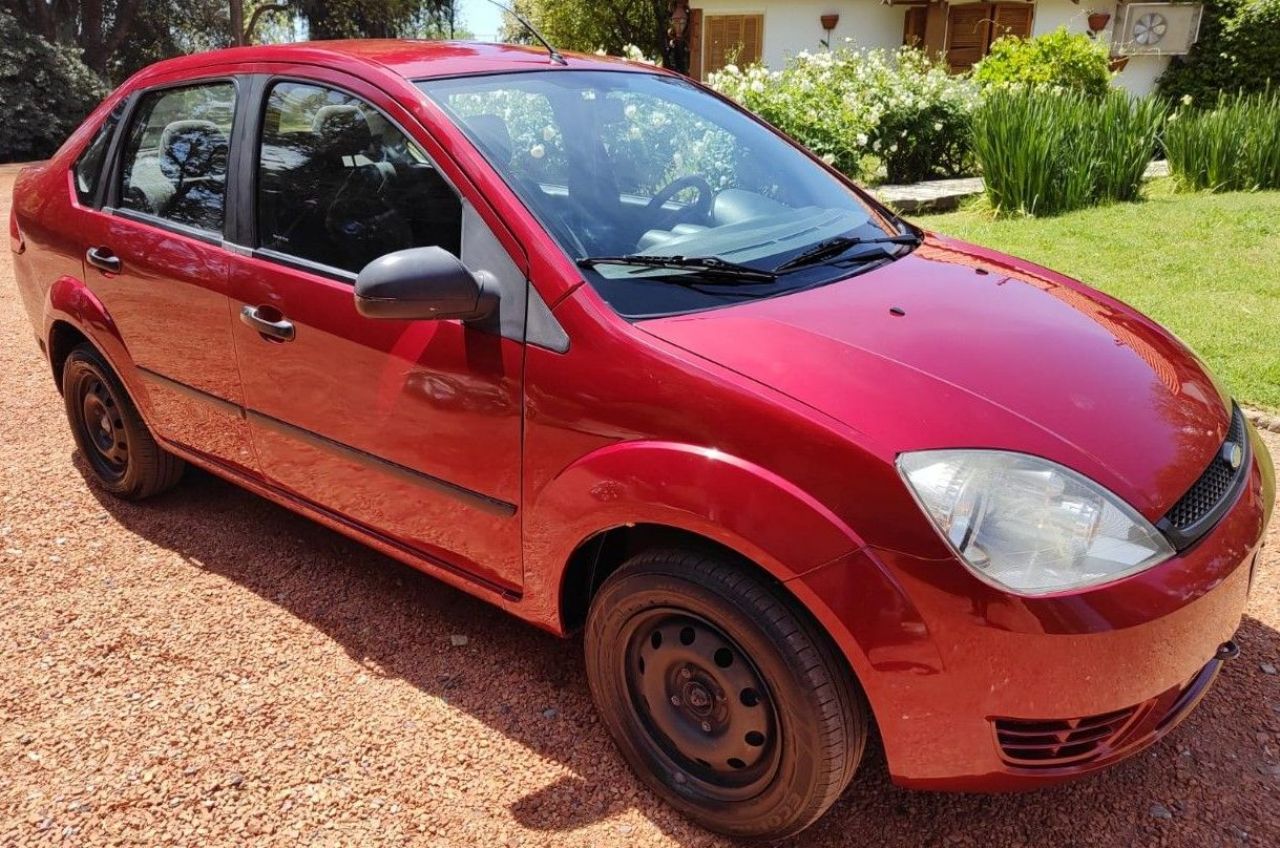 Ford Fiesta Usado en Mendoza, deRuedas