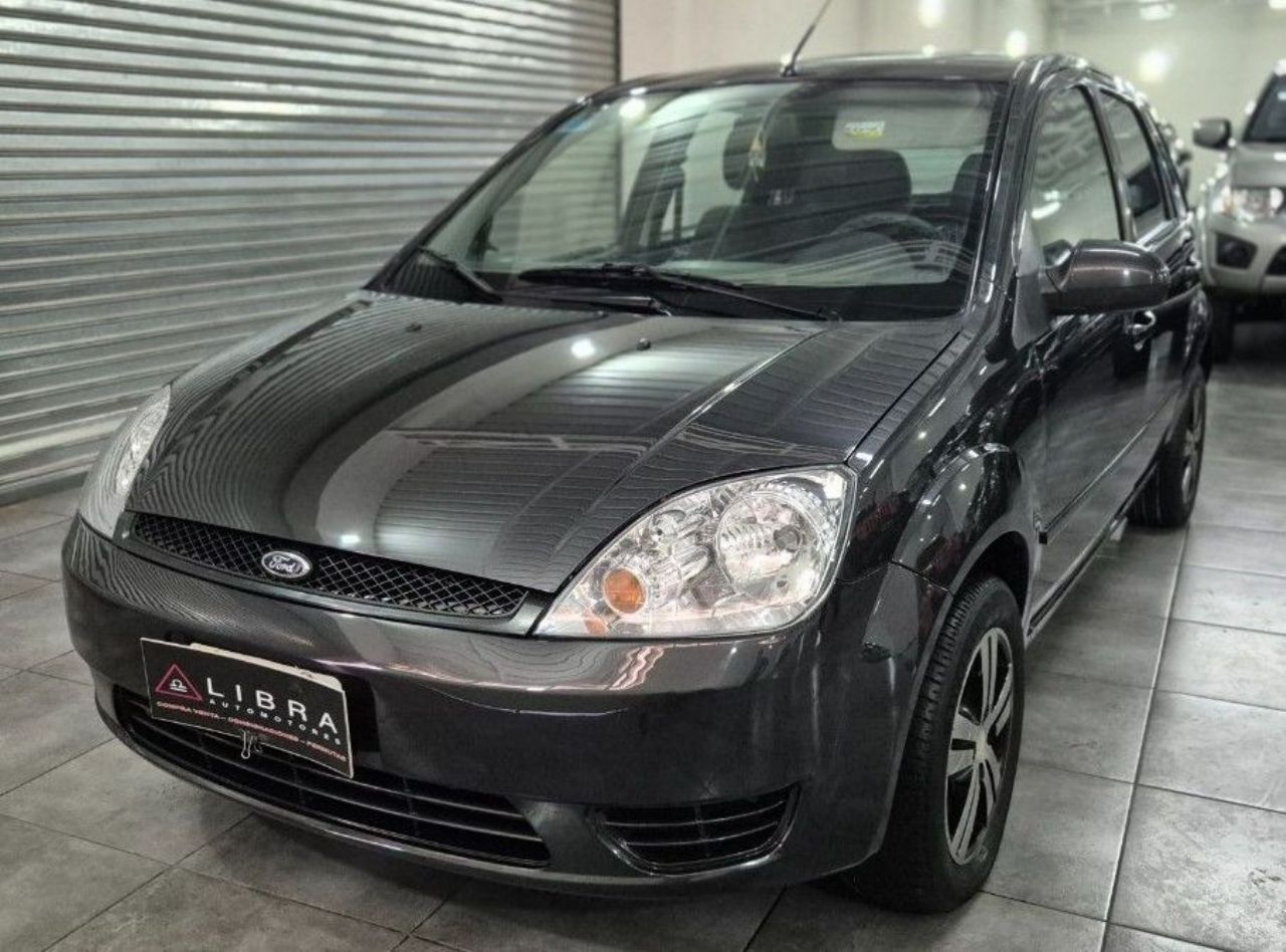 Ford Fiesta Usado Financiado en Mendoza, deRuedas