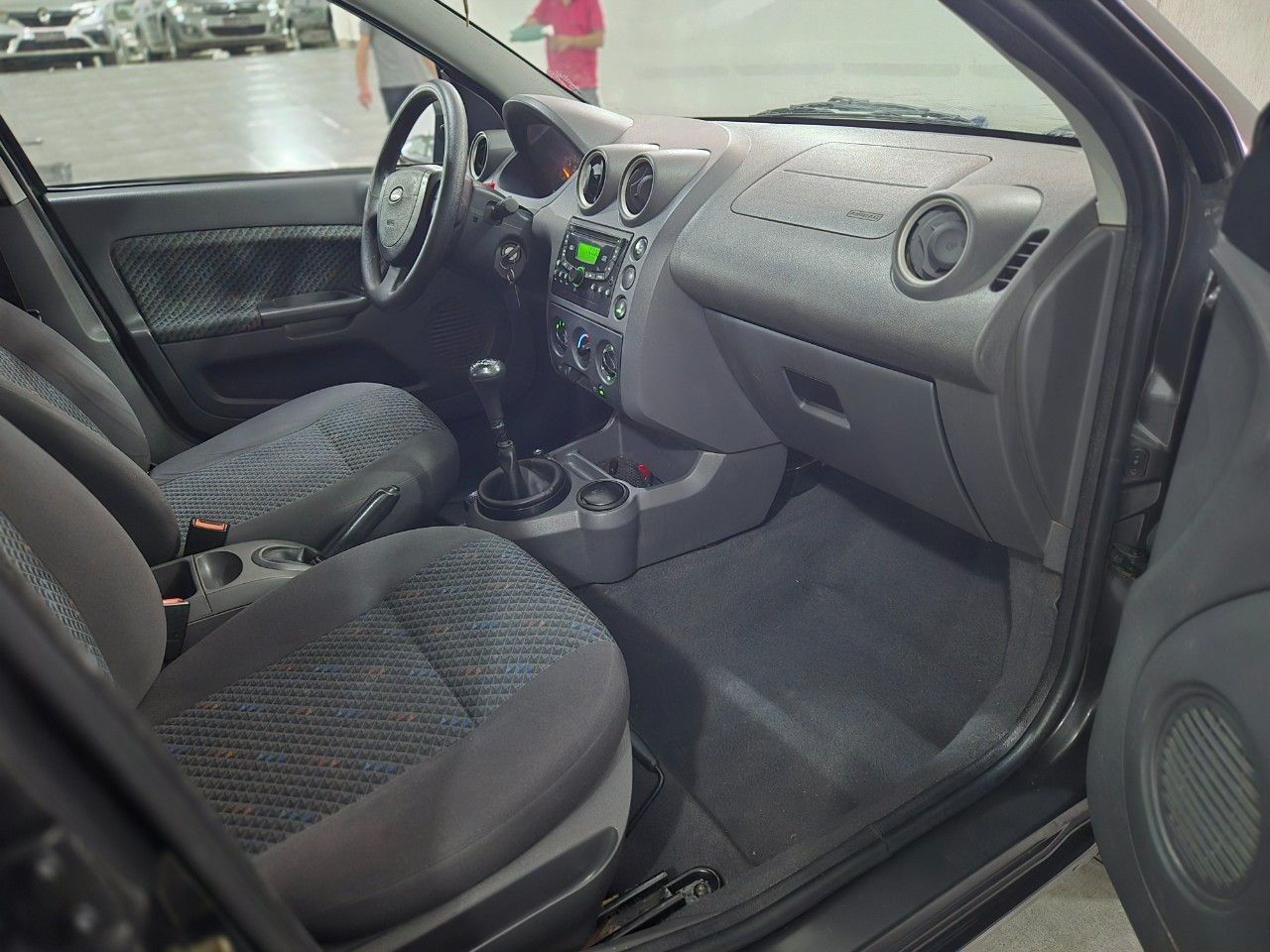 Ford Fiesta Usado Financiado en Mendoza, deRuedas