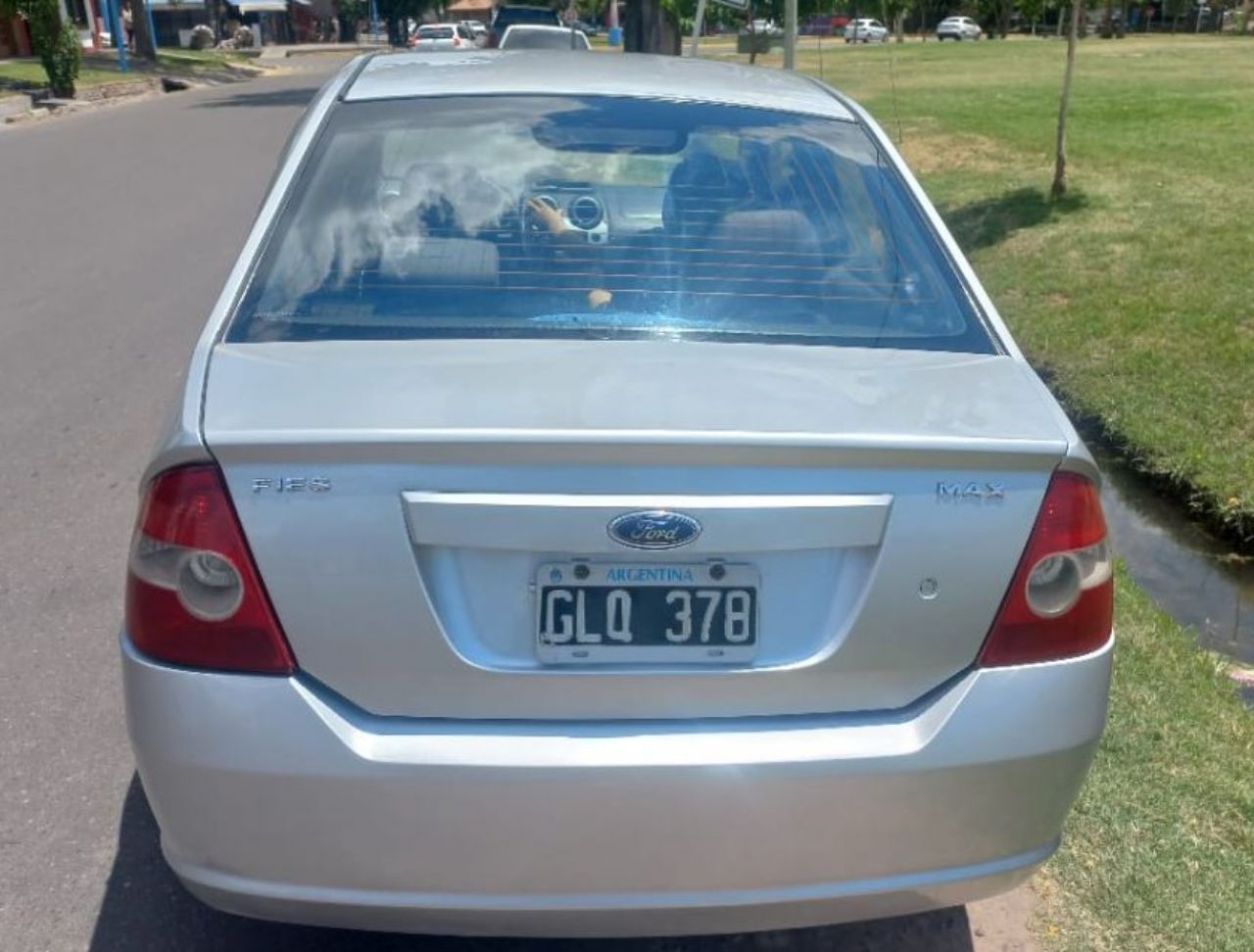 Ford Fiesta Usado en Mendoza, deRuedas
