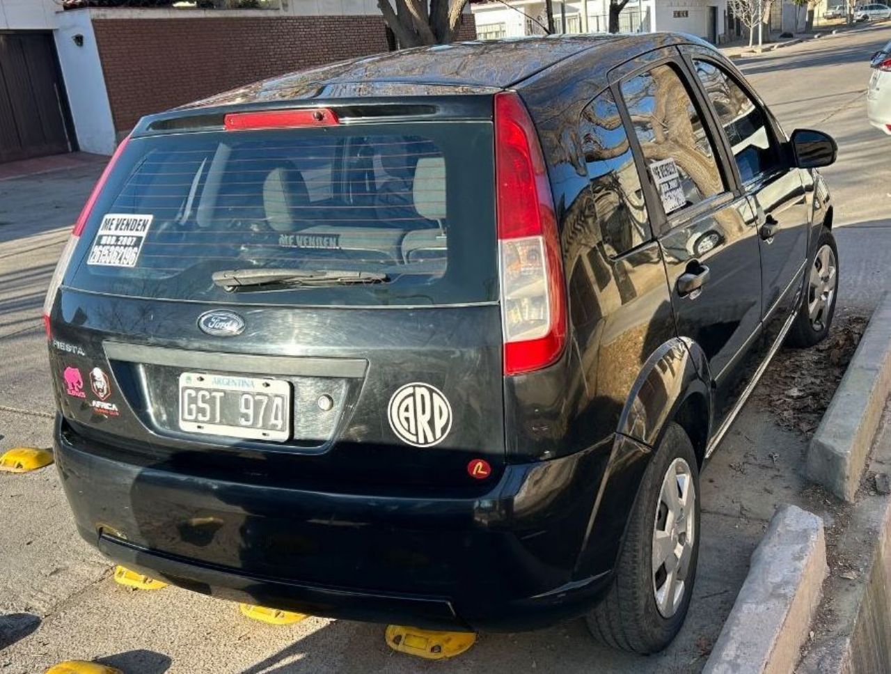 Ford Fiesta Usado en Mendoza, deRuedas