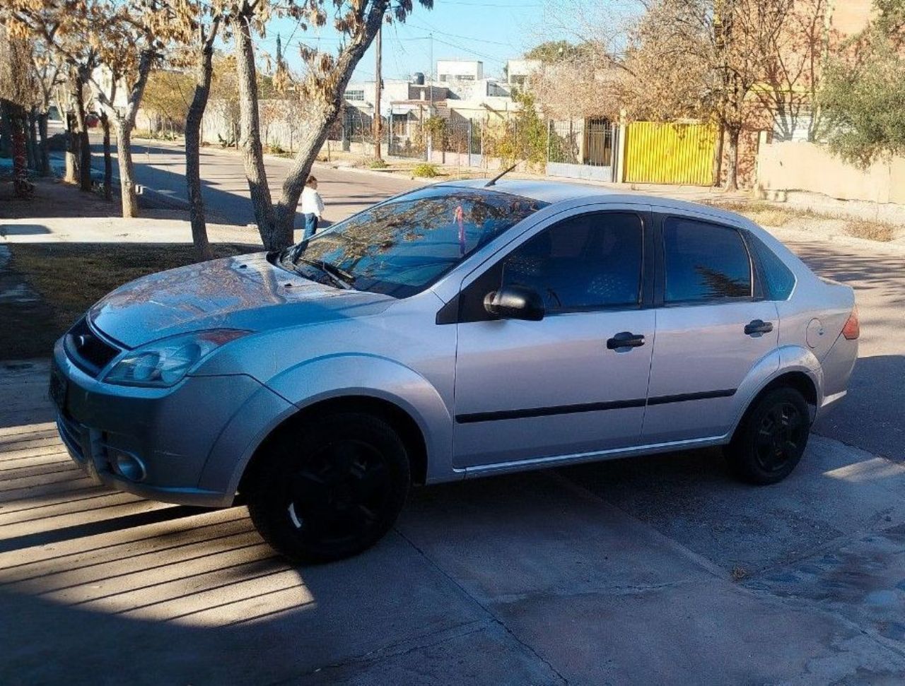 Ford Fiesta Usado en Mendoza, deRuedas