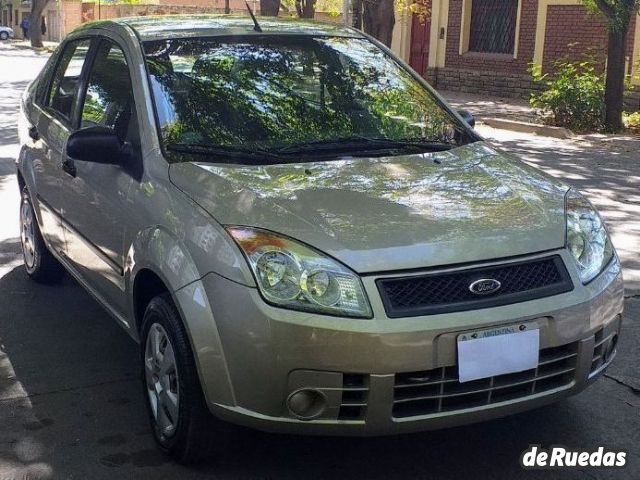 Ford Fiesta Usado en Mendoza, deRuedas