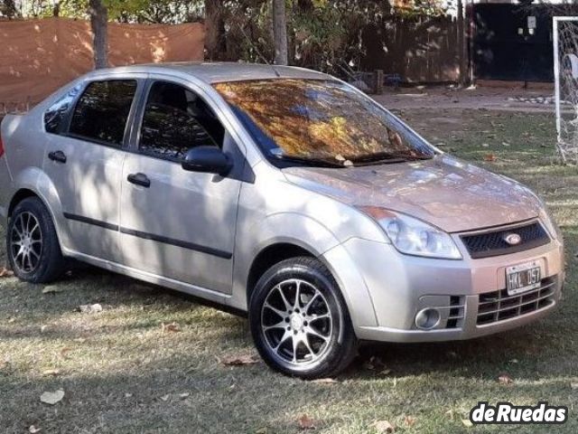 Ford Fiesta Usado en Mendoza, deRuedas