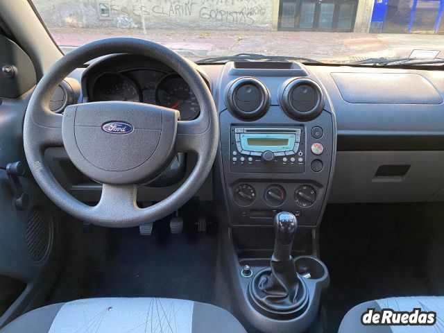 Ford Fiesta Usado en Mendoza, deRuedas