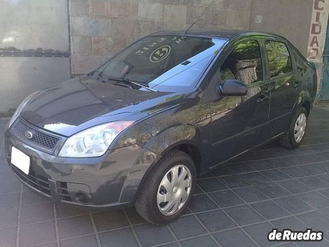 Ford Fiesta Usado en Mendoza, deRuedas