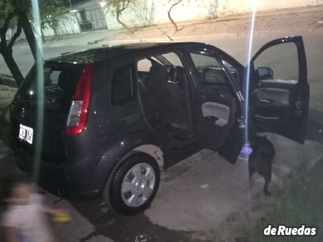 Ford Fiesta Usado en Mendoza, deRuedas