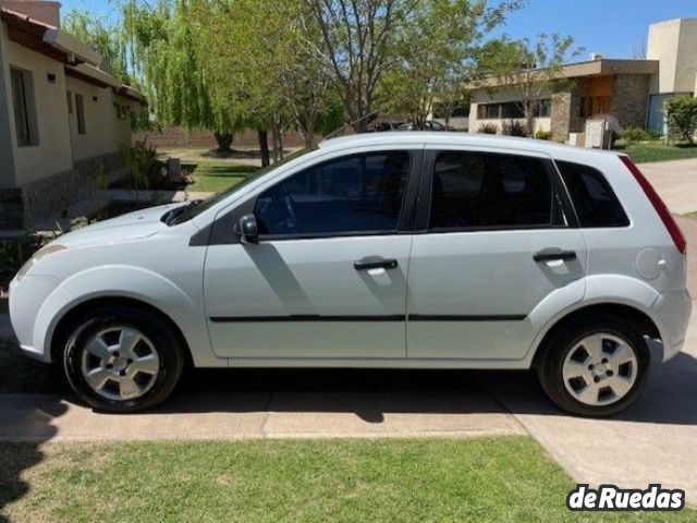 Ford Fiesta Usado en Mendoza, deRuedas