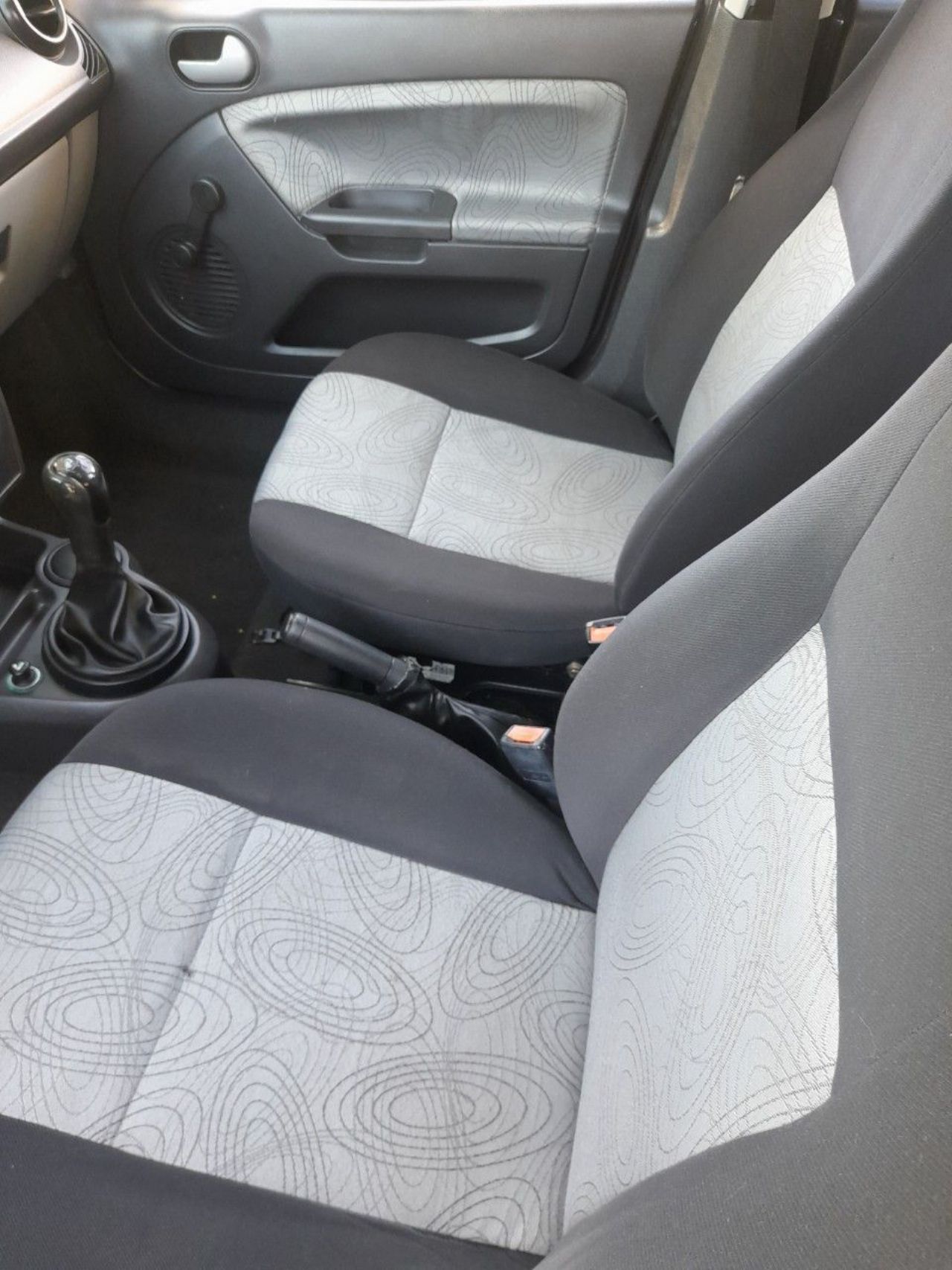 Ford Fiesta Usado en Mendoza, deRuedas