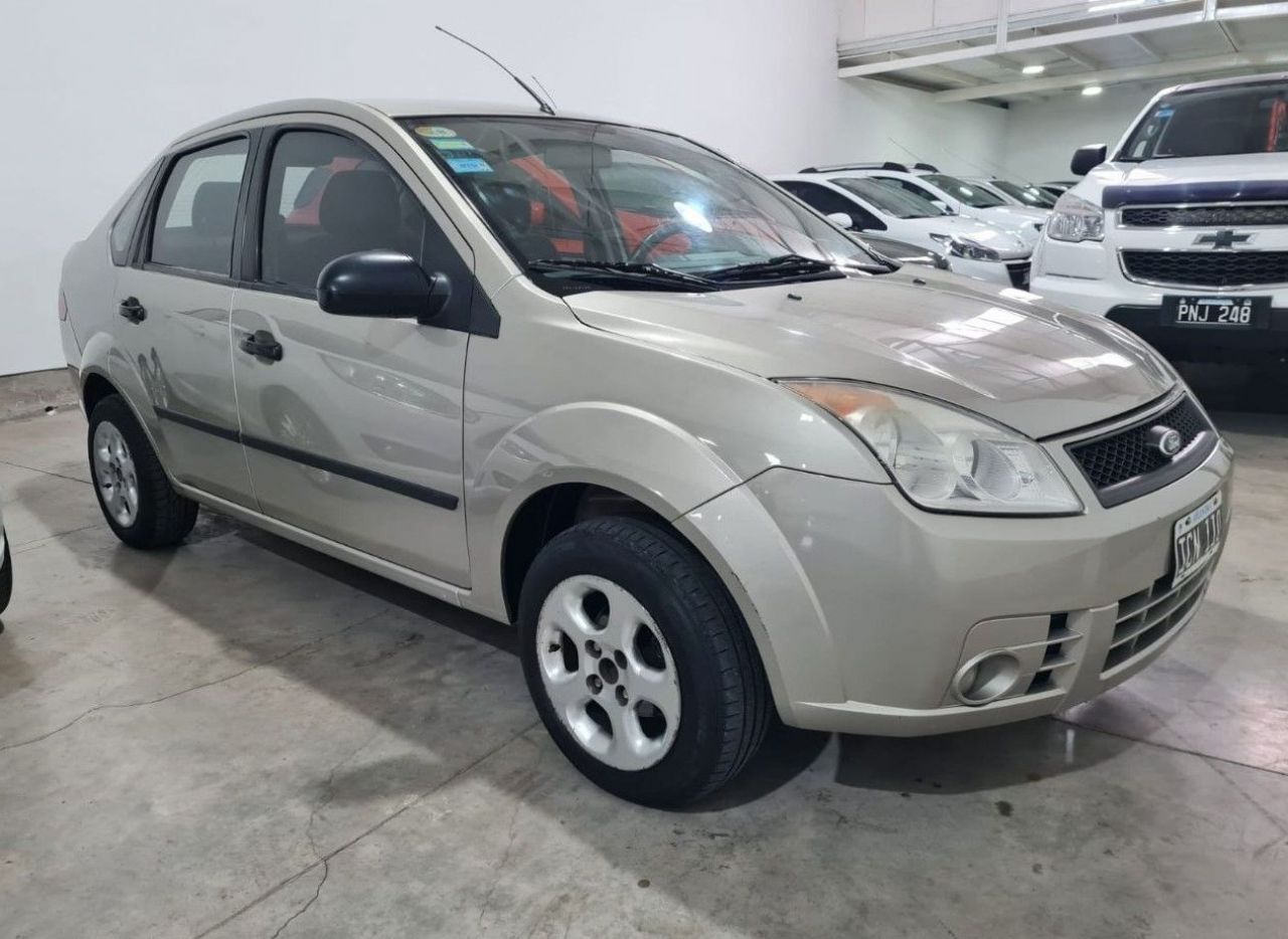 Ford Fiesta Usado en Mendoza, deRuedas