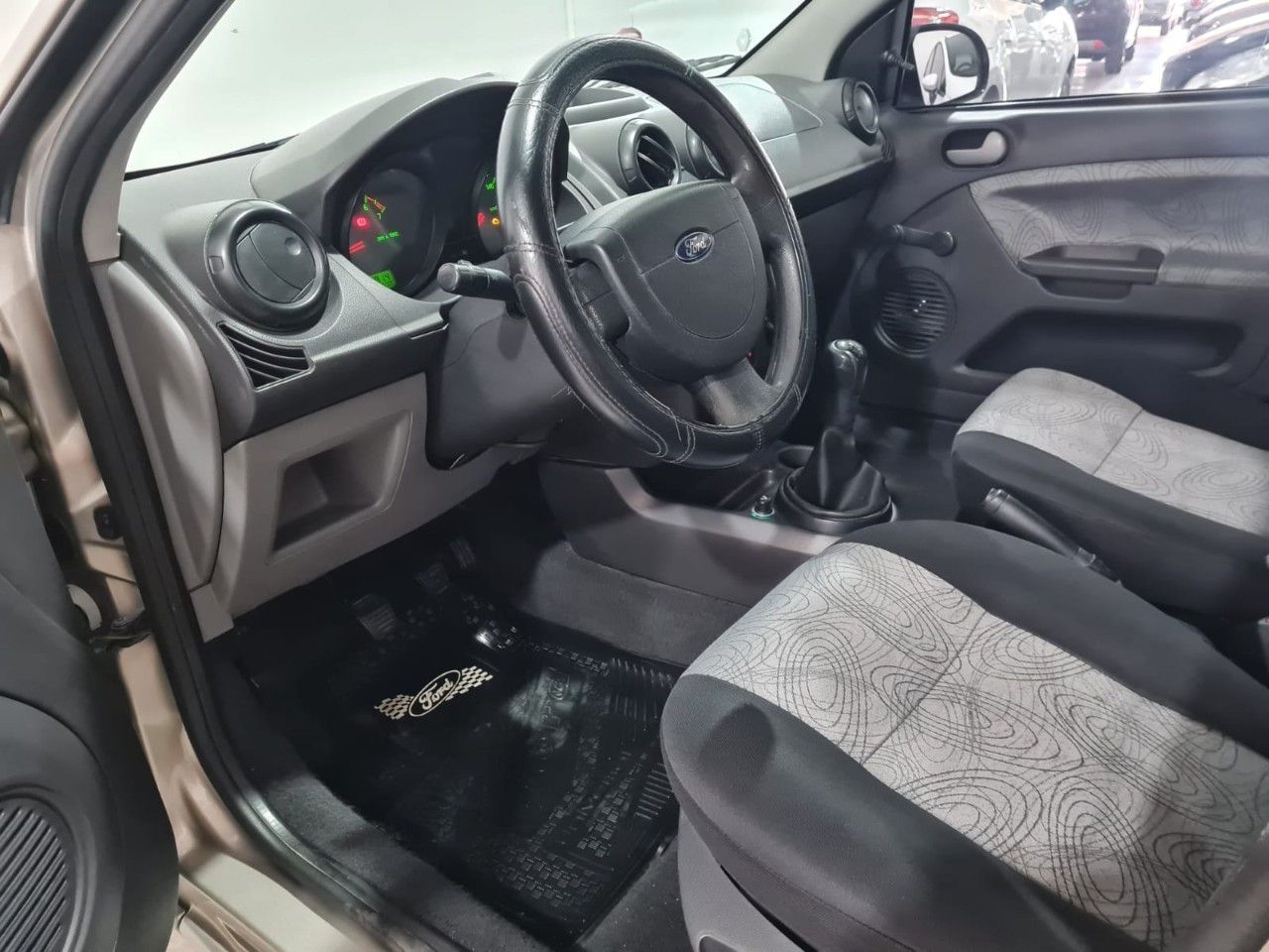 Ford Fiesta Usado en Mendoza, deRuedas