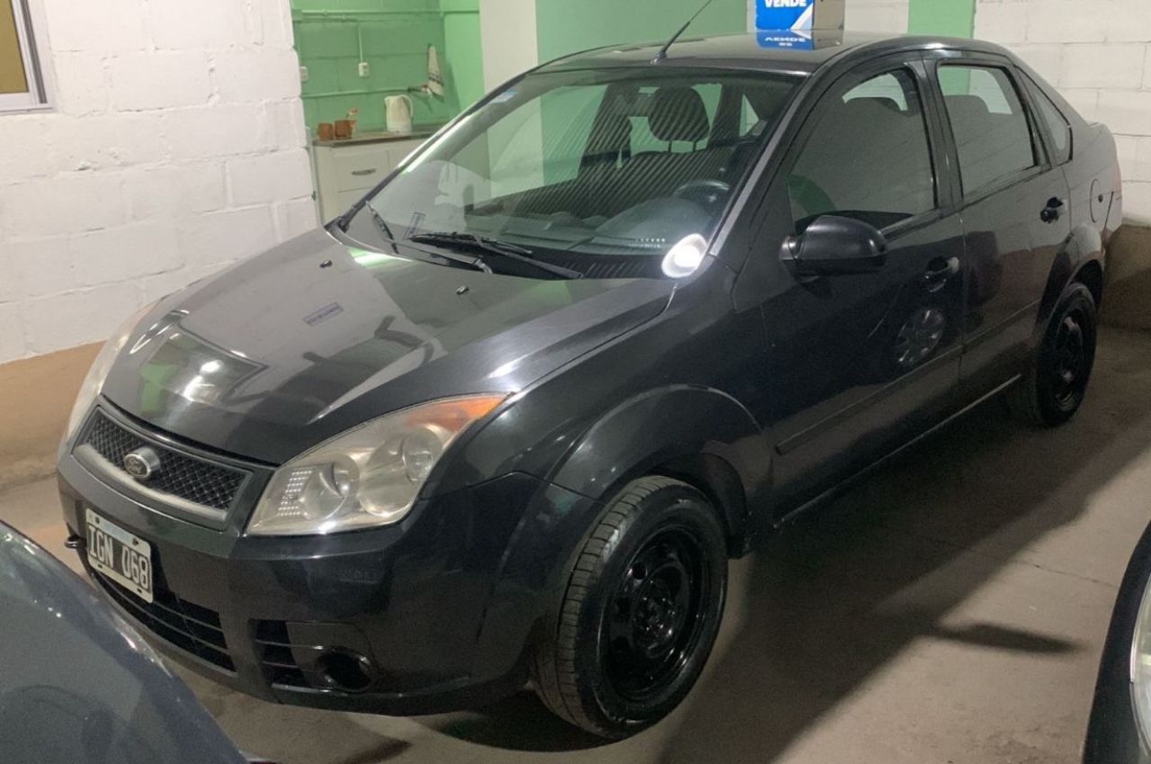 Ford Fiesta Usado en Mendoza, deRuedas
