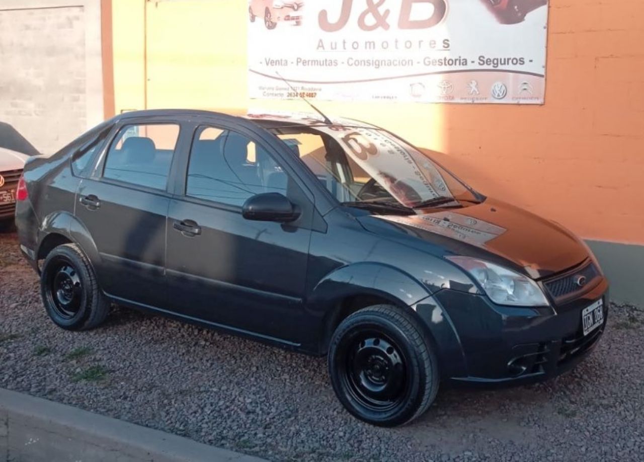 Ford Fiesta Usado en Mendoza, deRuedas