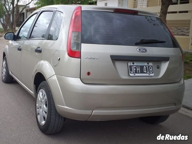 Ford Fiesta Usado en Mendoza, deRuedas