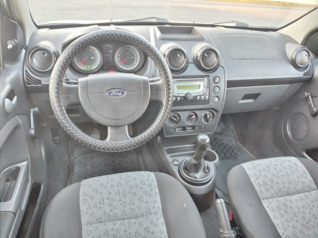 Ford Fiesta Usado en Mendoza, deRuedas