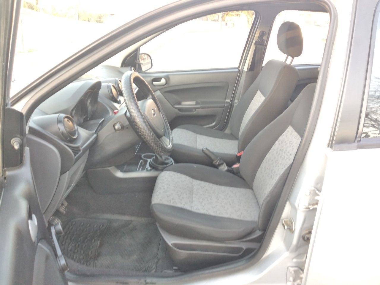 Ford Fiesta Usado en Mendoza, deRuedas