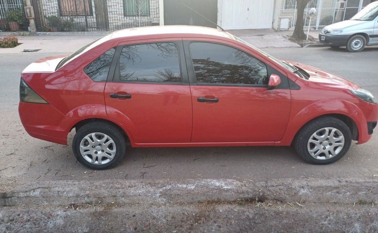 Ford Fiesta Usado en Mendoza, deRuedas