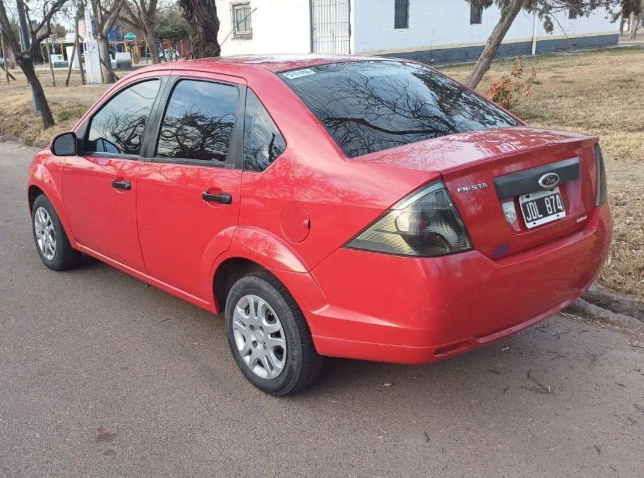 Ford Fiesta Usado en Mendoza, deRuedas