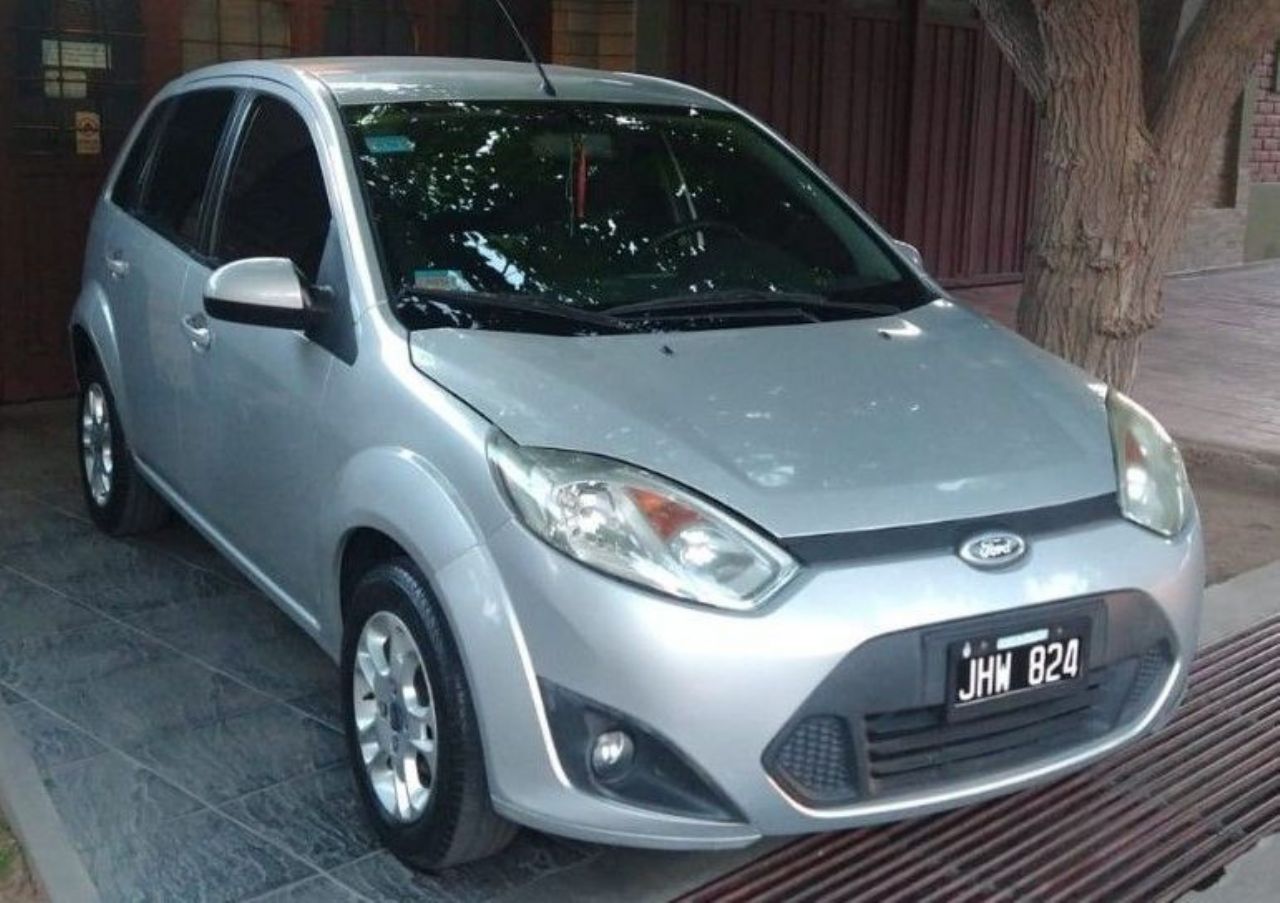 Ford Fiesta Usado en Mendoza, deRuedas