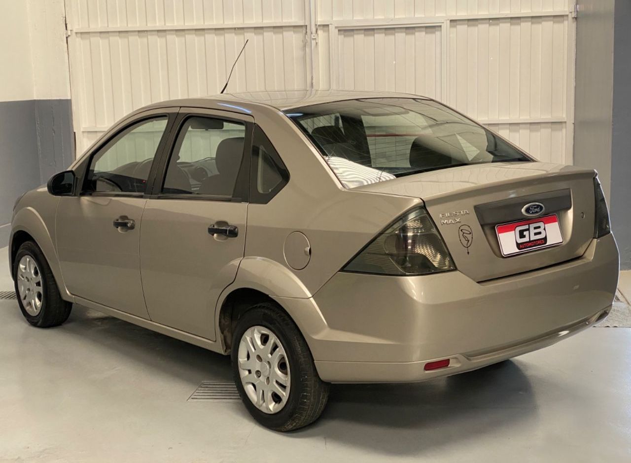 Ford Fiesta Usado Financiado en Mendoza, deRuedas