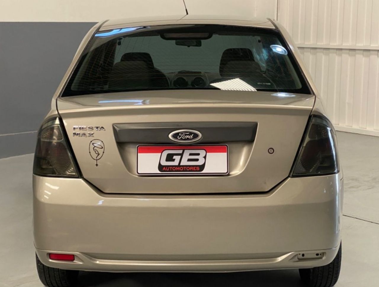 Ford Fiesta Usado Financiado en Mendoza, deRuedas