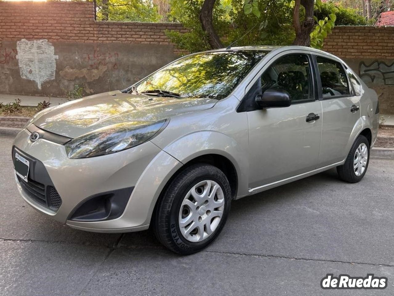 Ford Fiesta Usado en Mendoza, deRuedas