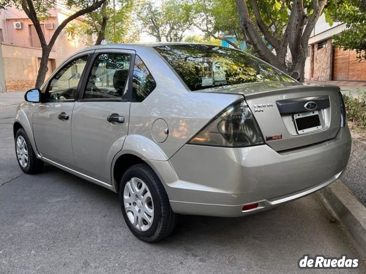 Ford Fiesta Usado en Mendoza, deRuedas