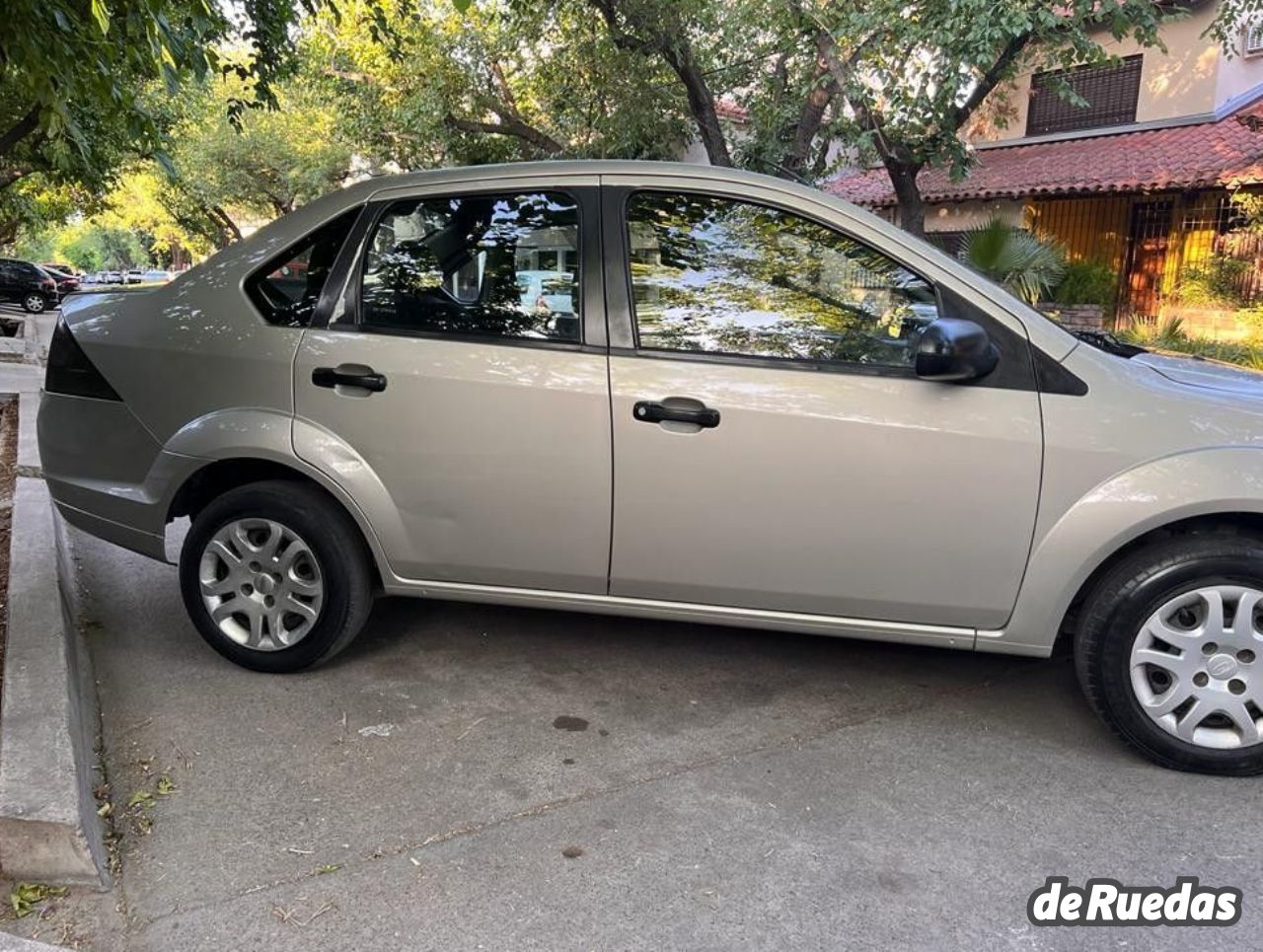 Ford Fiesta Usado en Mendoza, deRuedas