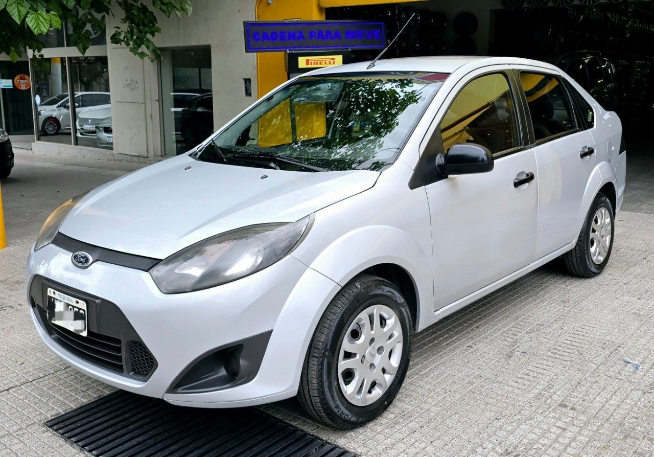 Ford Fiesta Usado en Mendoza, deRuedas