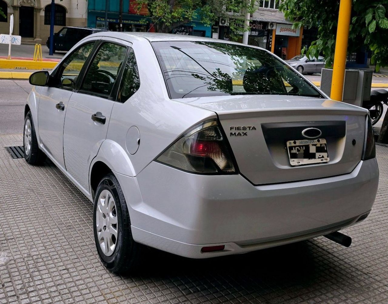 Ford Fiesta Usado en Mendoza, deRuedas