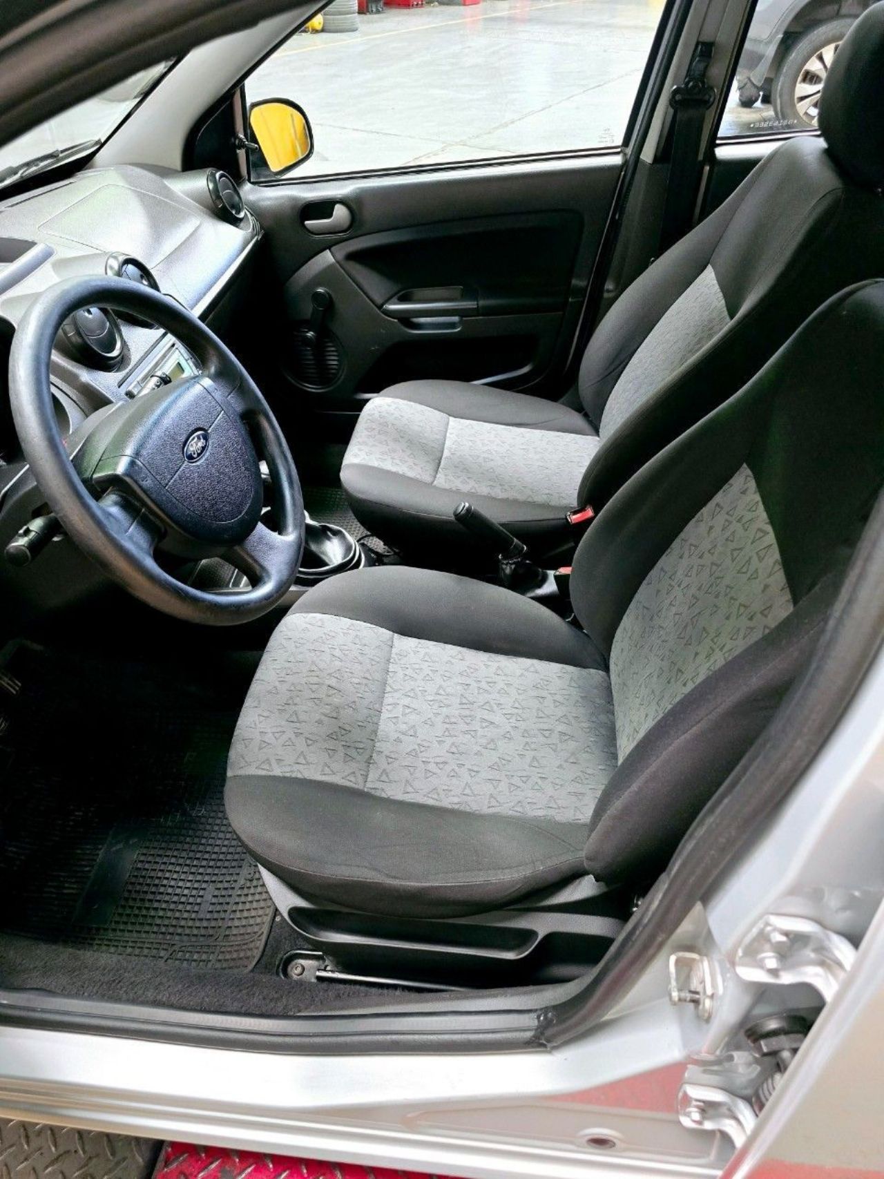 Ford Fiesta Usado en Mendoza, deRuedas