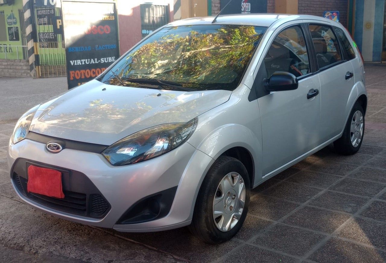 Ford Fiesta Usado en Mendoza, deRuedas