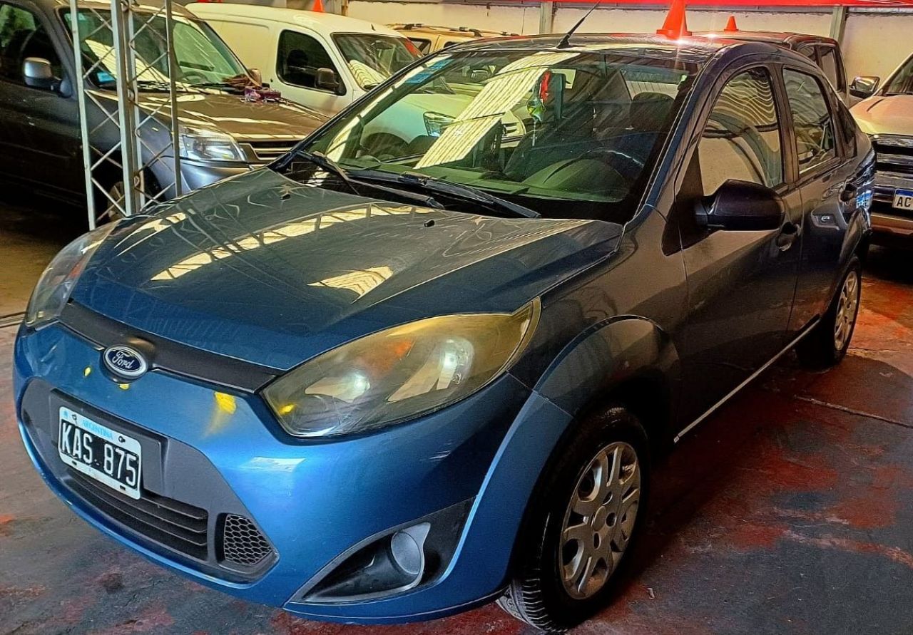 Ford Fiesta Usado Financiado en Mendoza, deRuedas