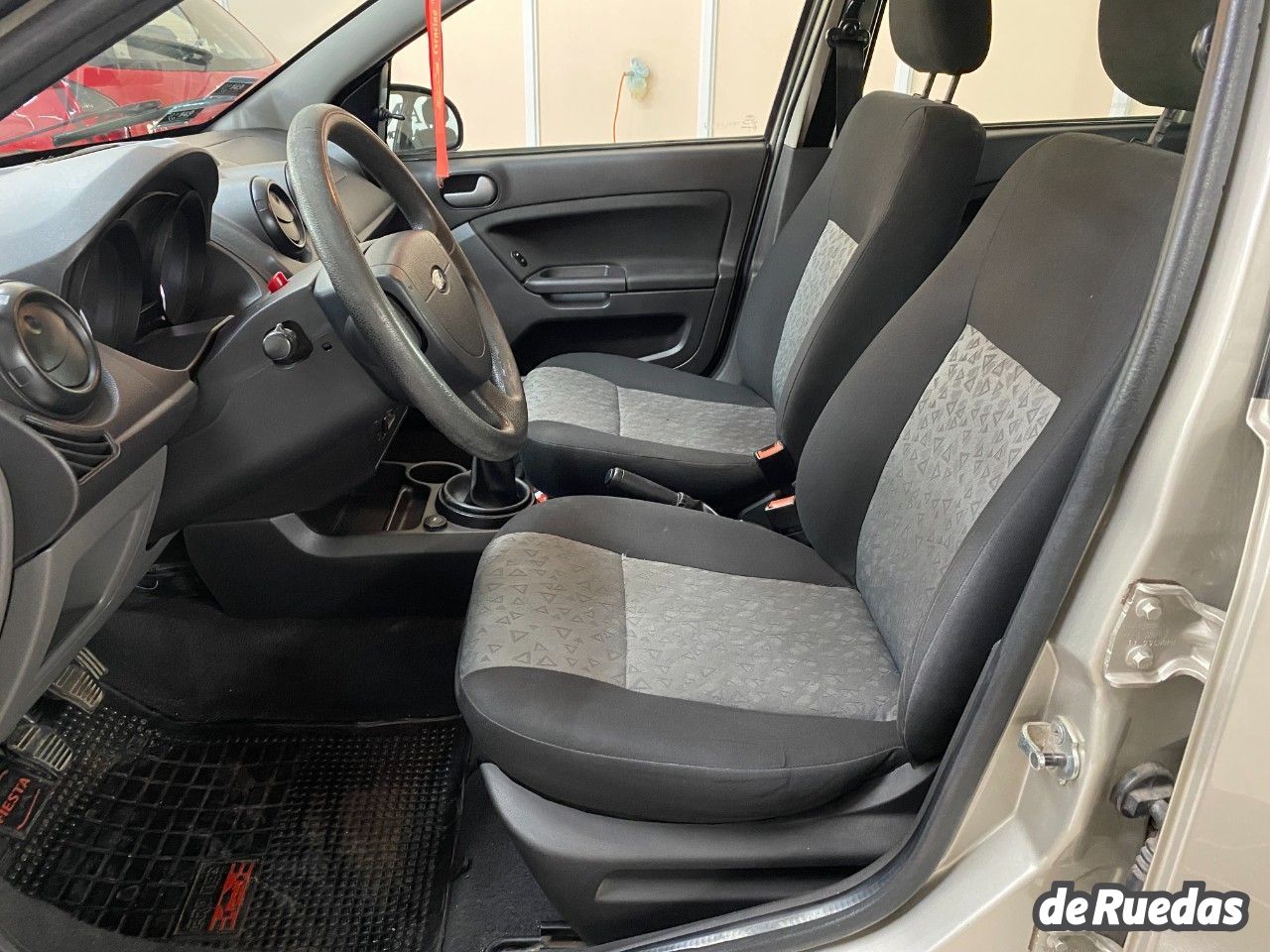 Ford Fiesta Usado en Mendoza, deRuedas