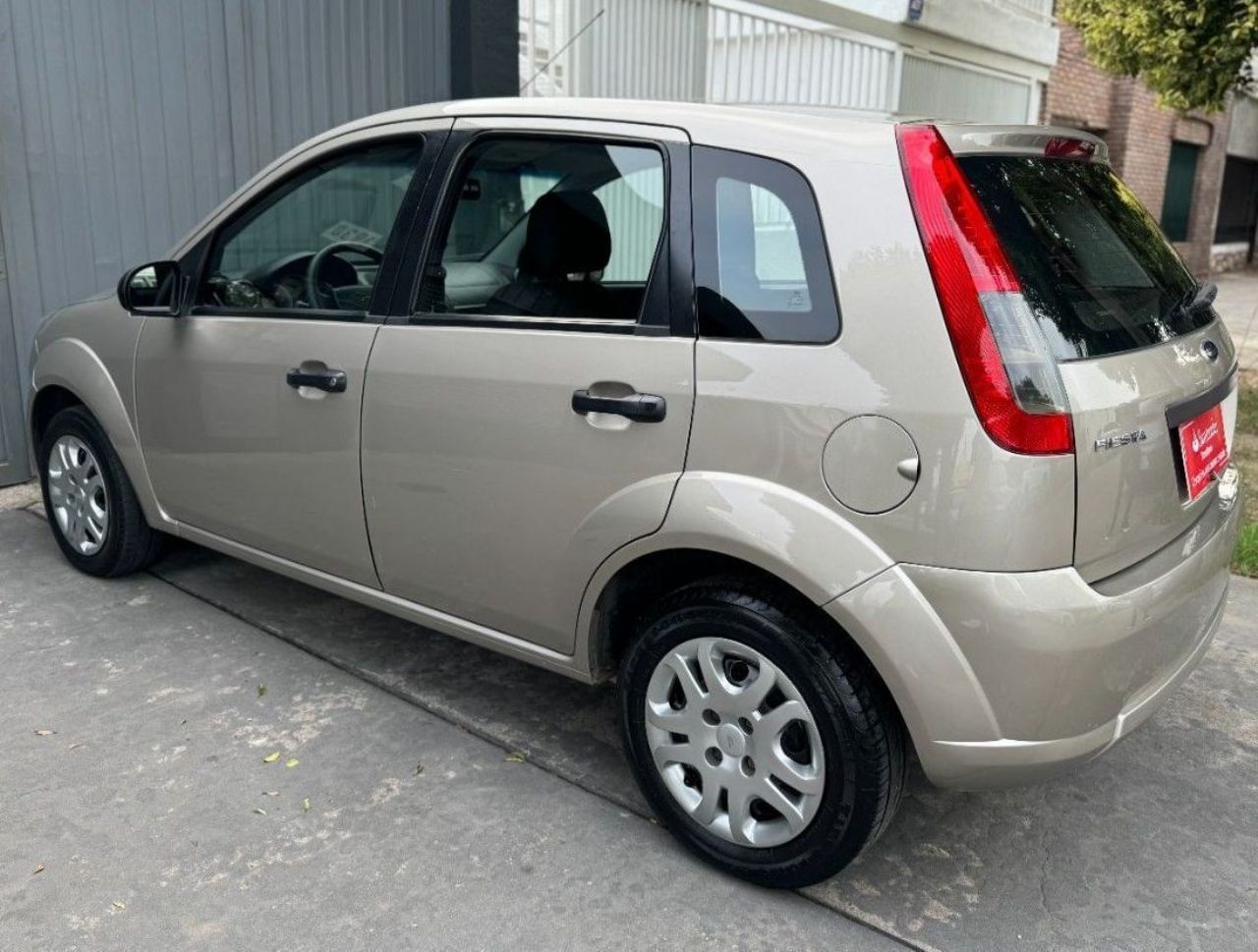 Ford Fiesta Usado Financiado en Córdoba, deRuedas