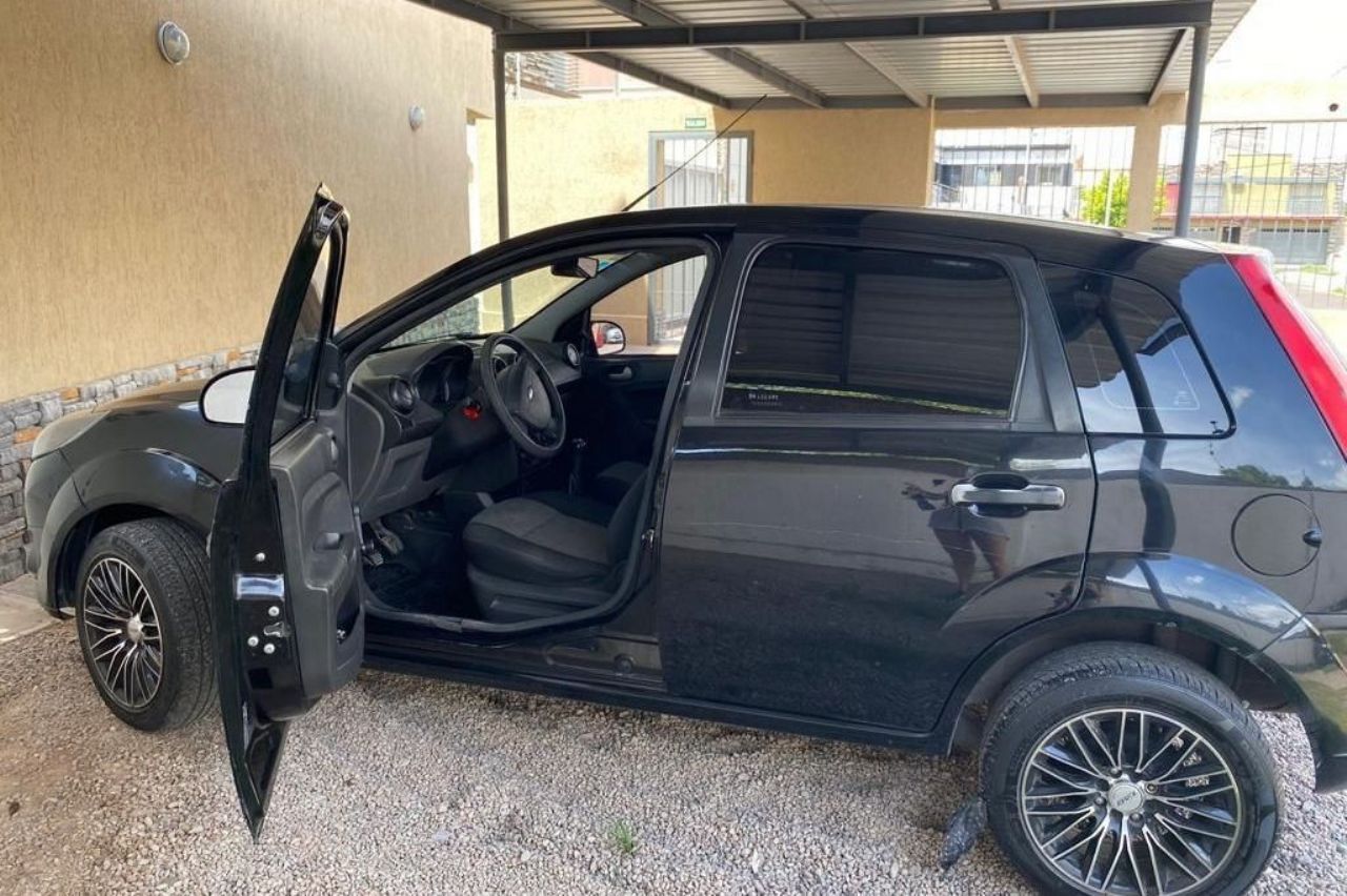 Ford Fiesta Usado en Mendoza, deRuedas