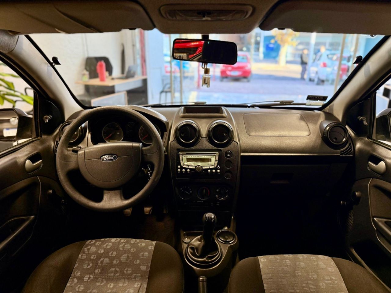 Ford Fiesta Usado Financiado en Mendoza, deRuedas