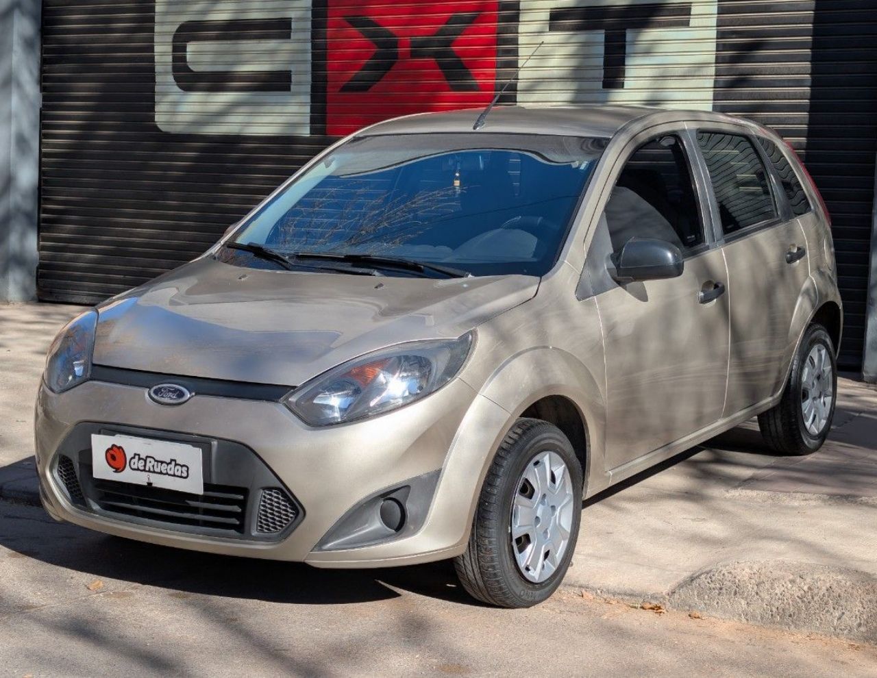 Ford Fiesta Usado Financiado en Mendoza, deRuedas