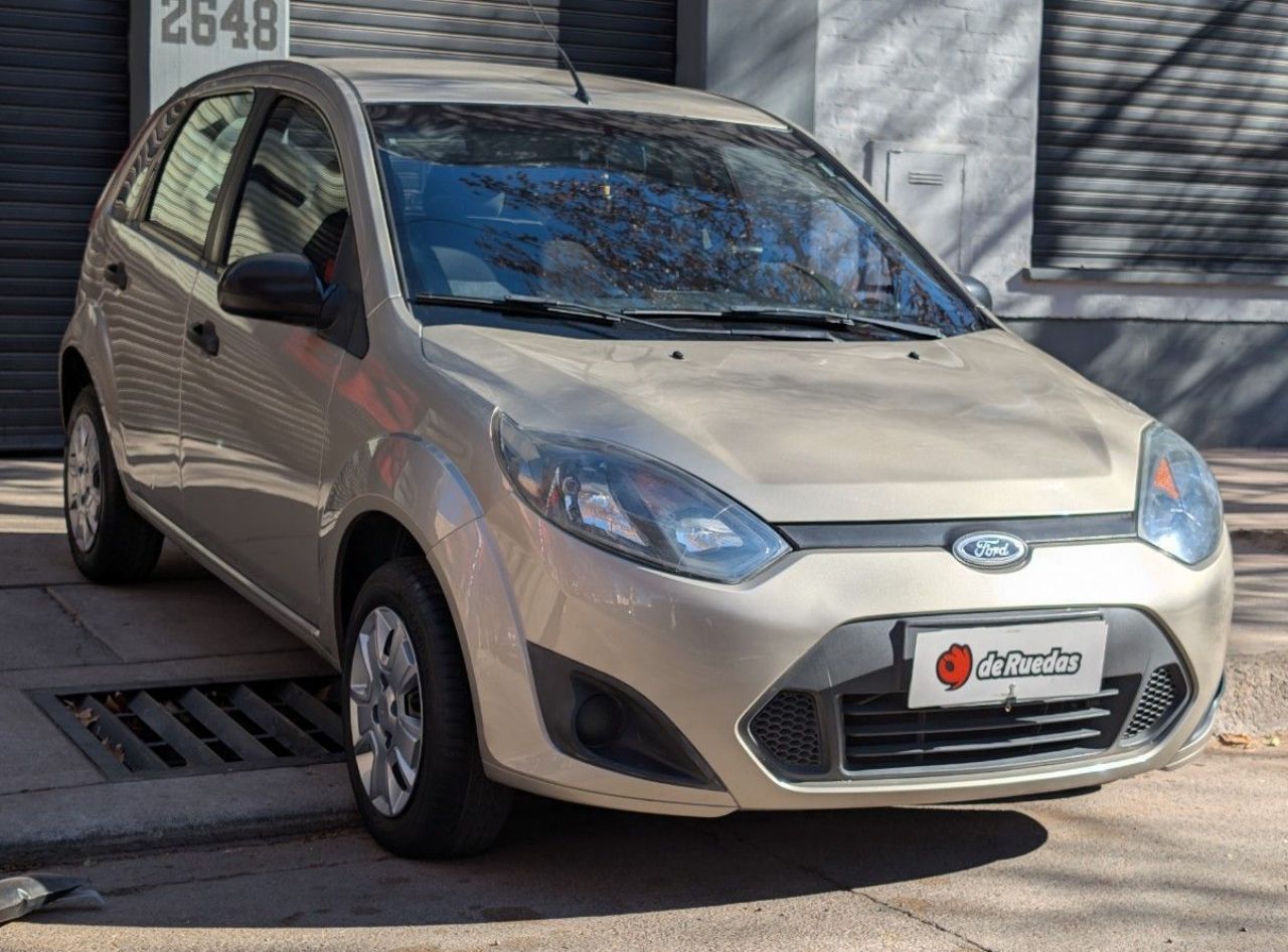 Ford Fiesta Usado Financiado en Mendoza, deRuedas