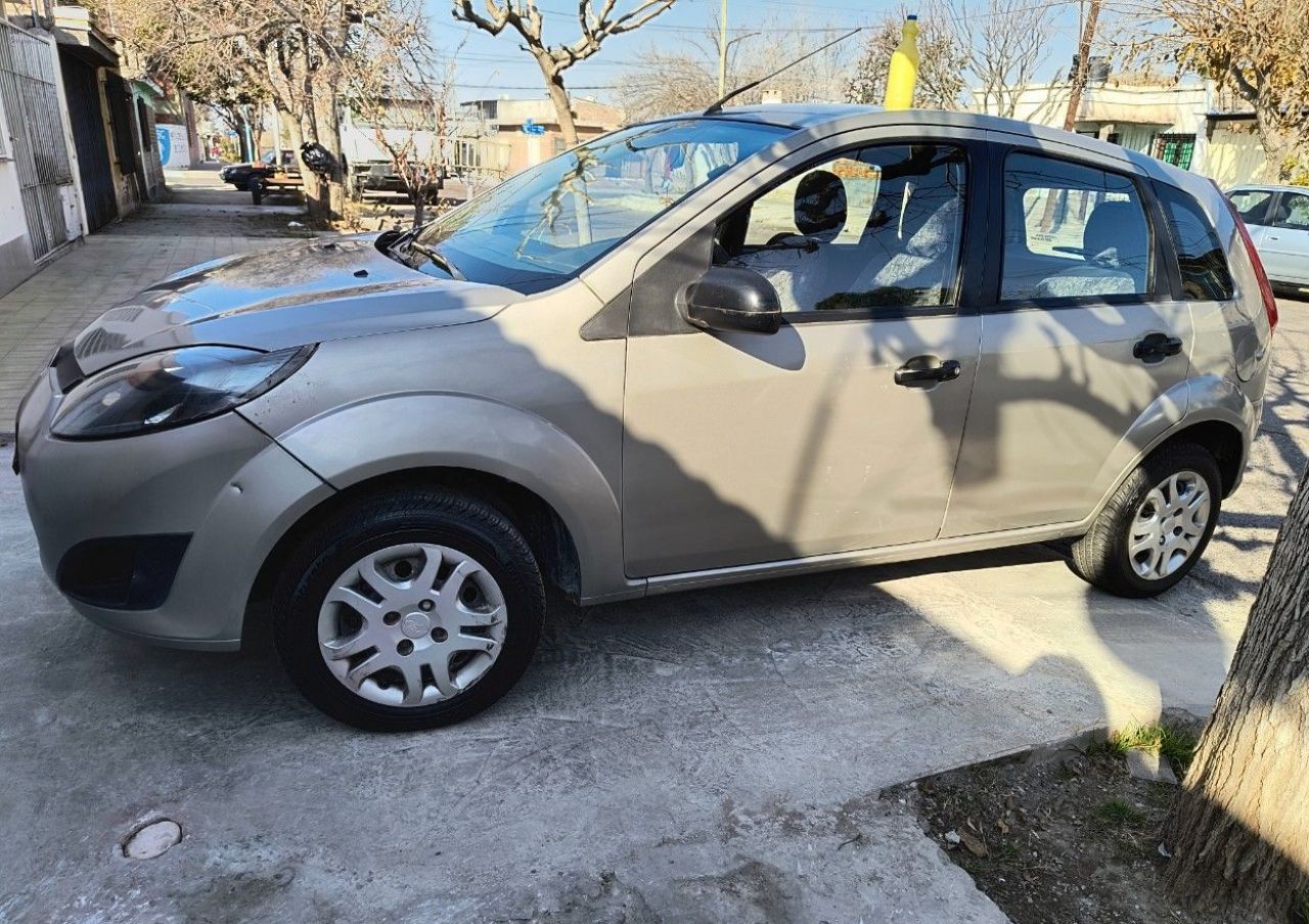 Ford Fiesta Usado en Mendoza, deRuedas