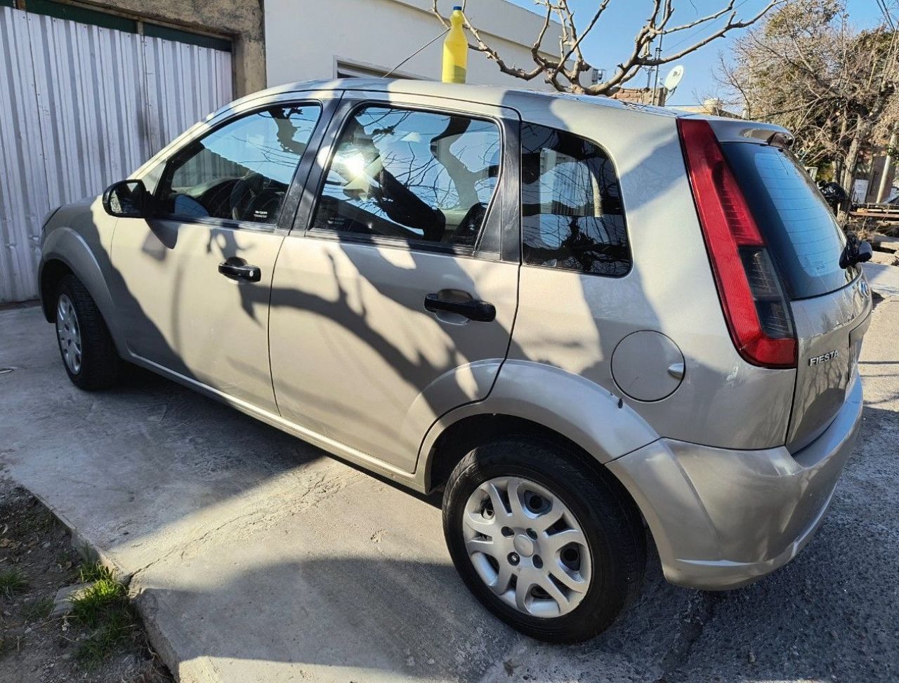 Ford Fiesta Usado en Mendoza, deRuedas