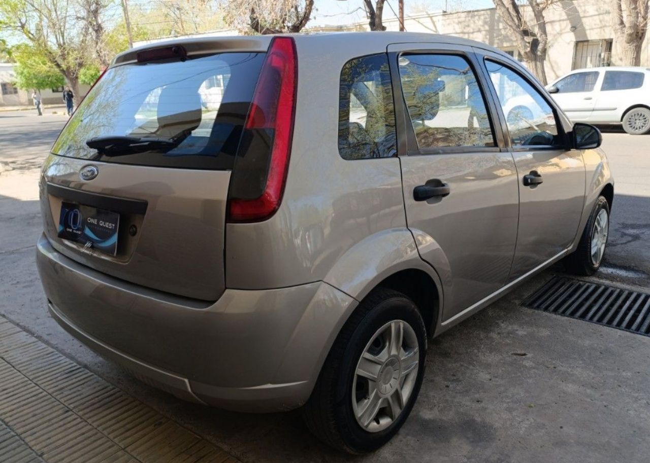 Ford Fiesta Usado Financiado en Mendoza, deRuedas