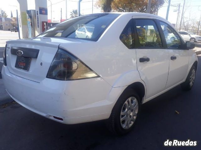 Ford Fiesta Usado en Mendoza, deRuedas